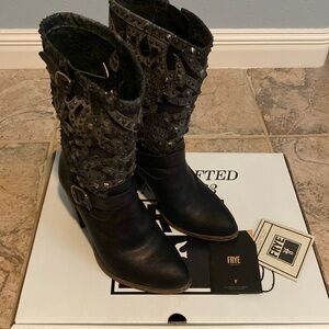 FRYE Women’s Black Boots